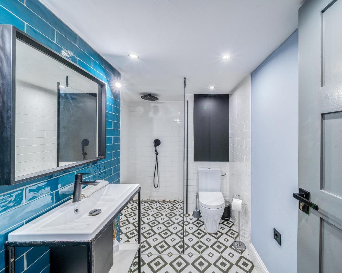 Azure Oasis In The Heart Of The City Βουδαπέστη Εξωτερικό φωτογραφία